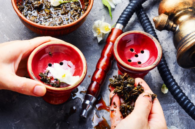 Чи впливає вода кальяну в колбі на смак диму